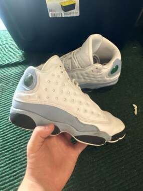 Jordan 13 Retro GS “Wolf” Grey Sneakers Size 6 Women or 4.5 Youth